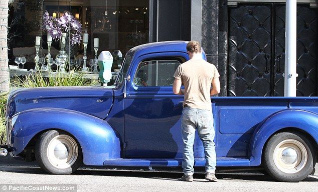 scott-caan-car